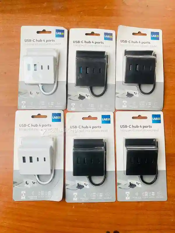 4 Ports Usb-c HUB - Vue 1