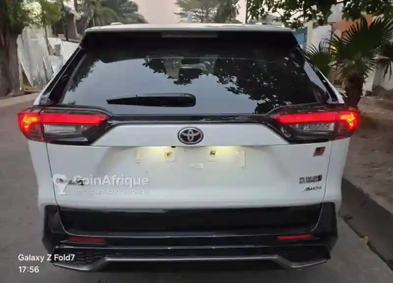 Toyota Rav4 Hybride 2024 - Vue 2