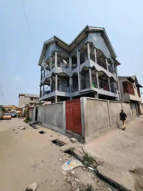 Vente Immeubles R+2 - Kalamu