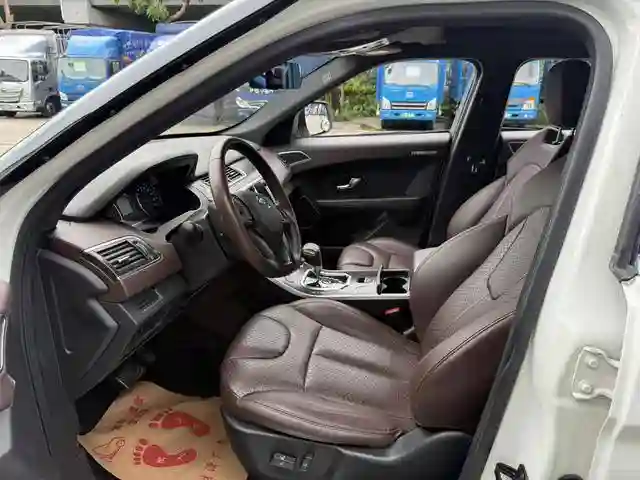 Landwind X7 - Vue 1