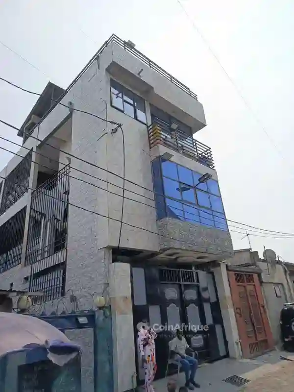 Vente Immeuble – Ngiri-ngiri
