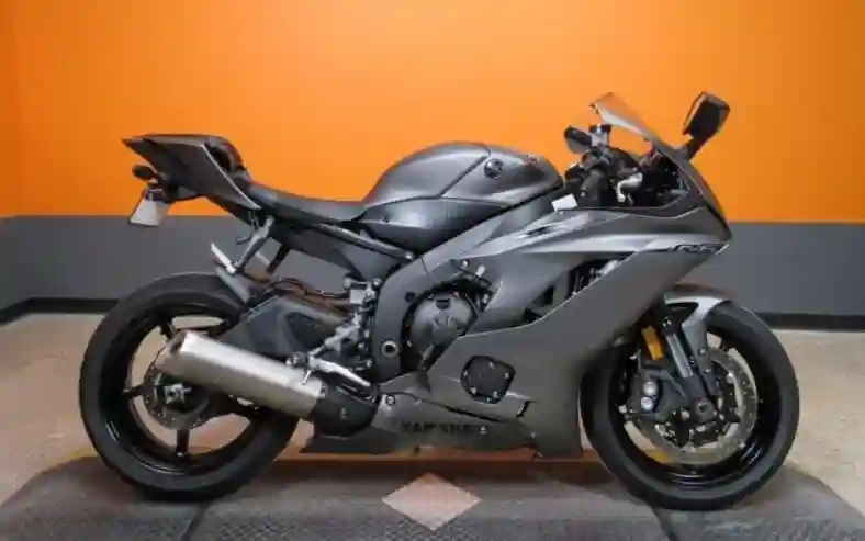 2019 Yamaha Yzf-r6 - Vue 1